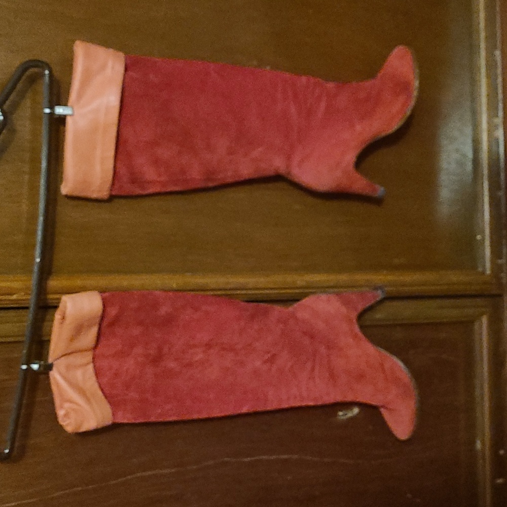 Red high heeled boots Made by the brand Nichels